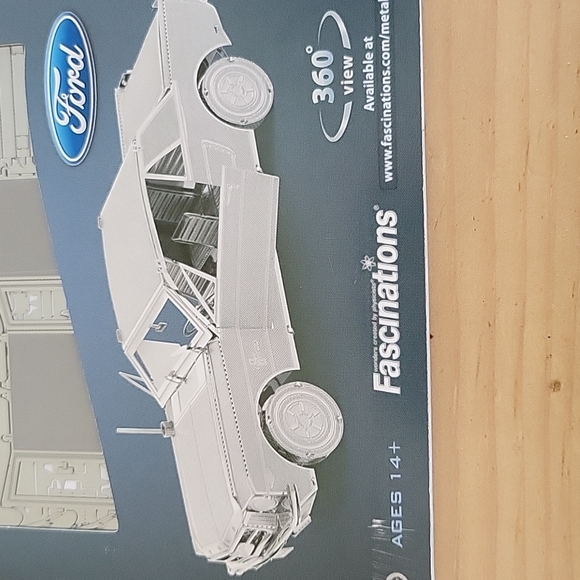 Metal Earth 3D Laser Cut Model 1865 Ford Mustang - Ages 14+ - Picture 3 of 4